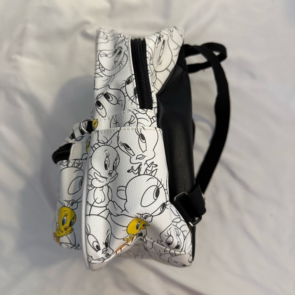 EUC Warner Brothers Looney Tunes Tweety Bird Mini Backpack - Picture 4 of 10